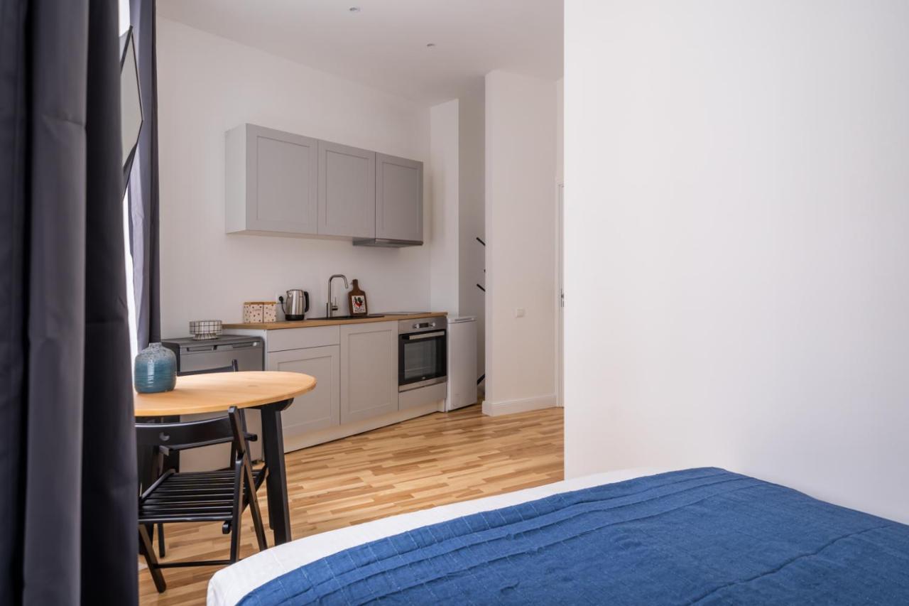 Lacplesa24 - Modern Studios In Riga City Center Ngoại thất bức ảnh