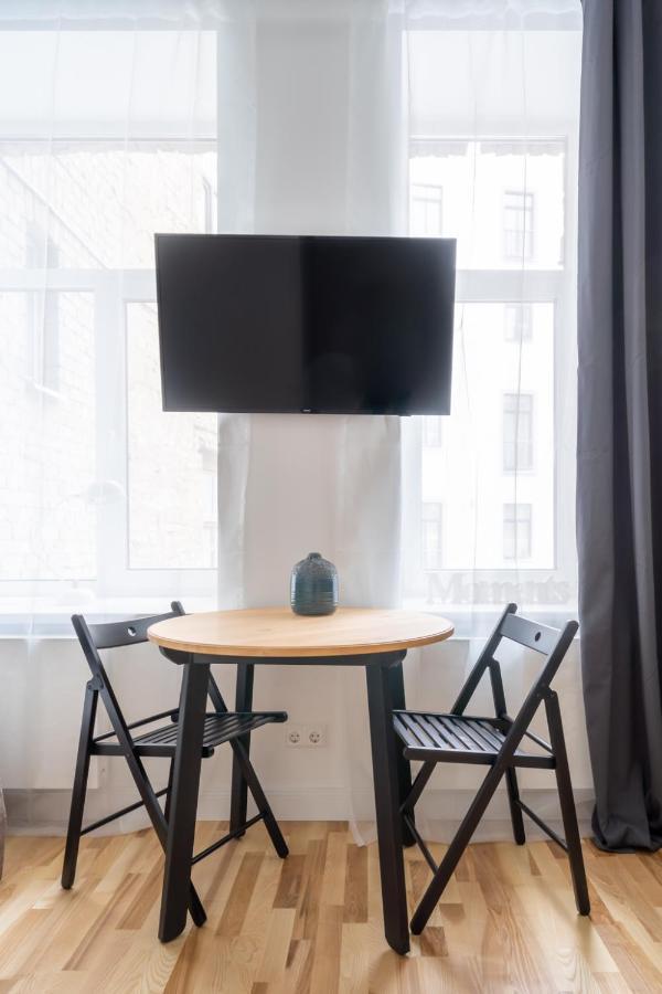 Lacplesa24 - Modern Studios In Riga City Center Ngoại thất bức ảnh